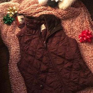 Dark purple WEATHERPROOF vest